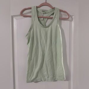 Athleta Light Green Women's Momentum Tank Top